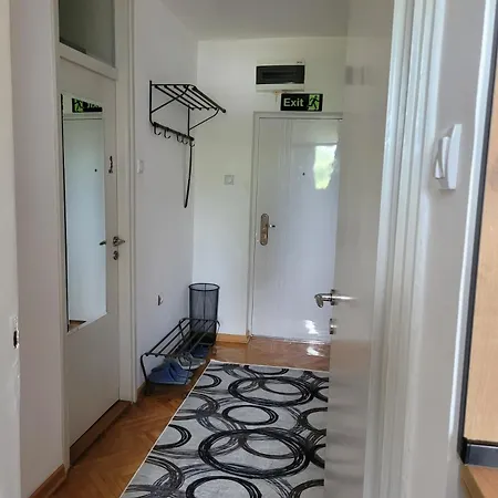 Apartment Community Park Nis